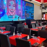 Le Continental Hotel Forges-les-Eaux