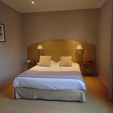 Le Continental 3*