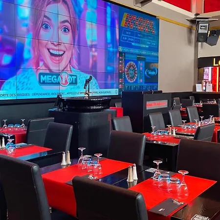 Le Continental Hotel Forges-les-Eaux