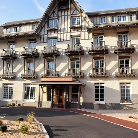 Le Continental Hotel