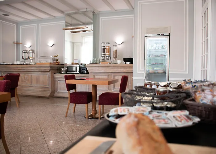 Le Continental 3*