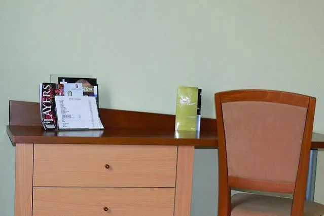 Le Continental Hotel Forges-les-Eaux